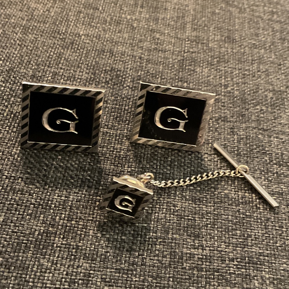 SWANK “ G” Monogram Cufflinks & Tie Tack